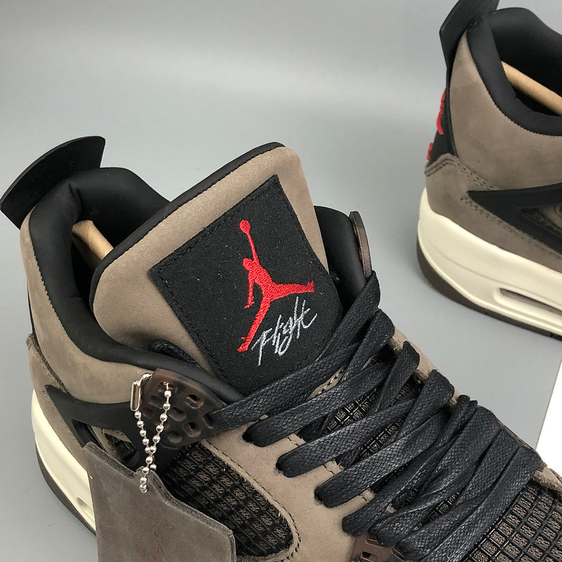 Nike Jordan 4  Retro Brown